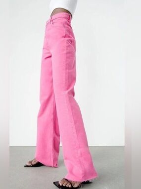 Zara High Rise Pink Jeans with Wide-Leg Fit